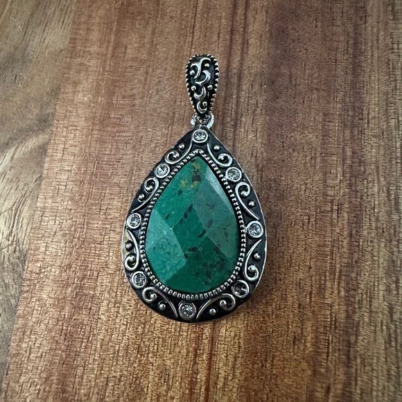Lia Sophia Midori, teardrop green stone surrounded by clear stones. silver-tone - Picture 4 of 4